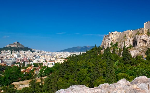 Areopagus Hill (arioPagos)