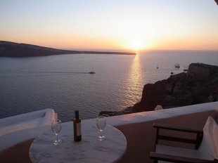 Dining al fresco in Santorini, Greece